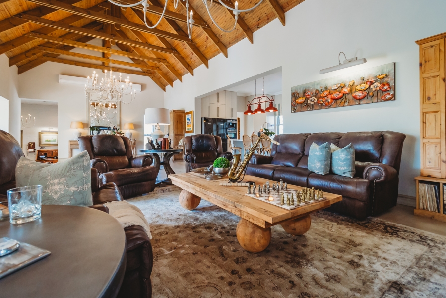 3 Bedroom Property for Sale in Kraaibosch Manor Western Cape
